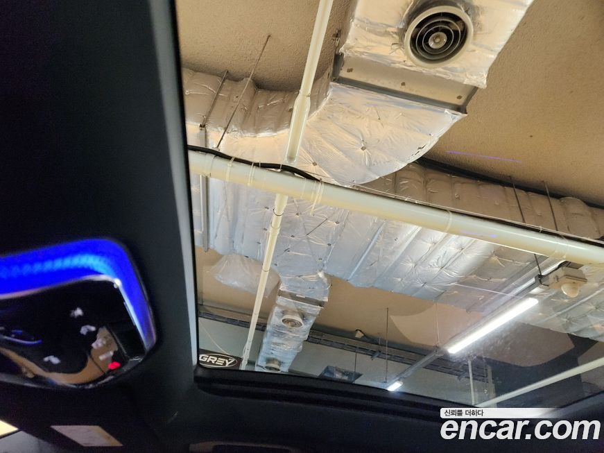 Mercedes-Benz S-Class 2025