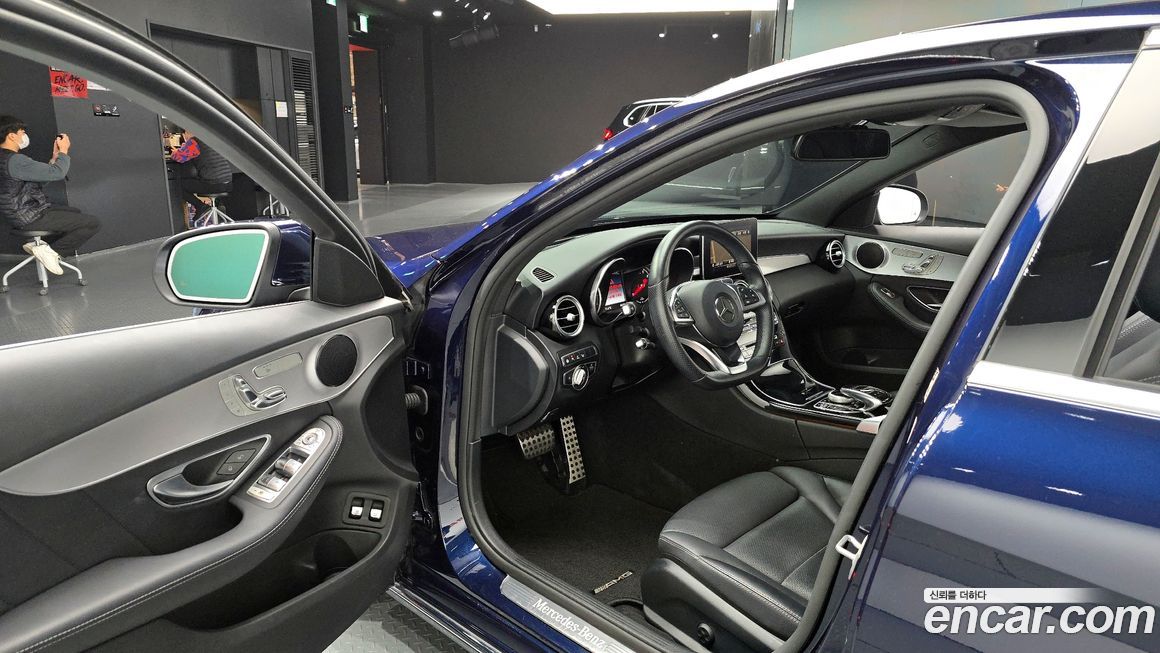 Mercedes-Benz C-Class 2018