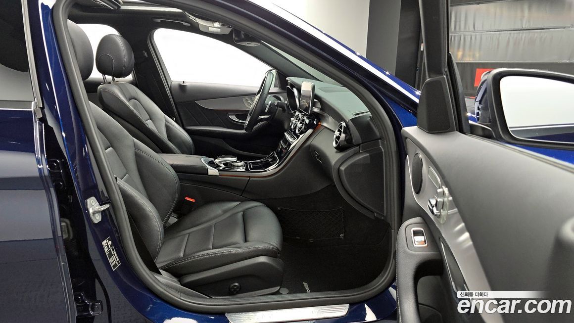 Mercedes-Benz C-Class 2018