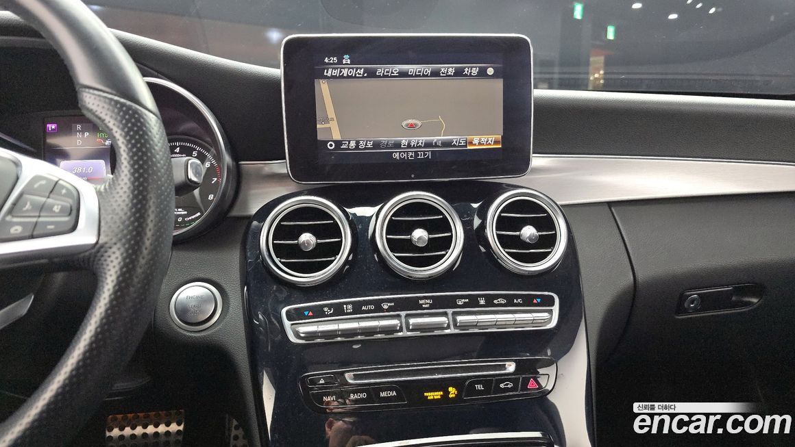 Mercedes-Benz C-Class 2018