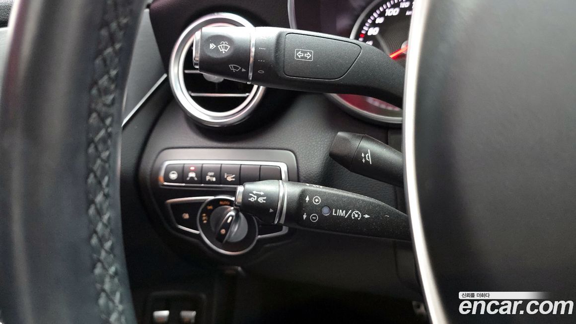 Mercedes-Benz C-Class 2018