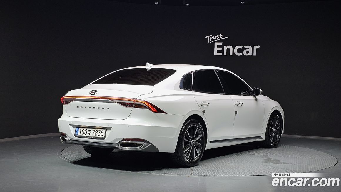 Hyundai Grandeur 2021