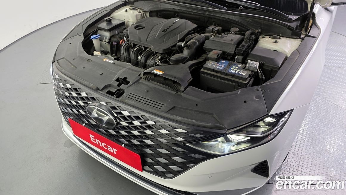 Hyundai Grandeur 2020