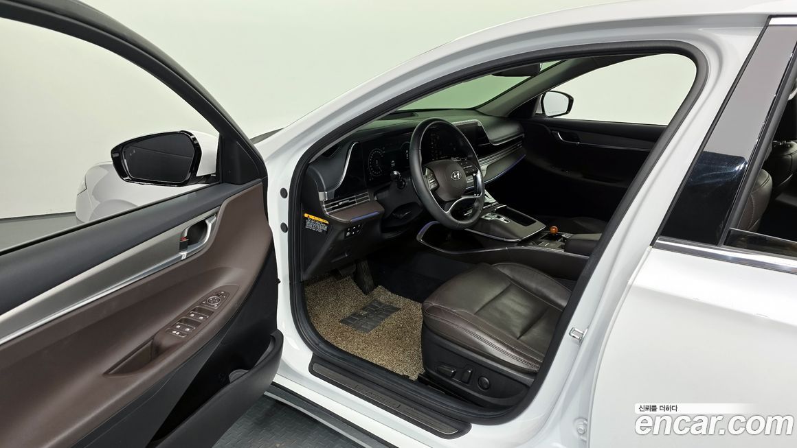 Hyundai Grandeur 2020