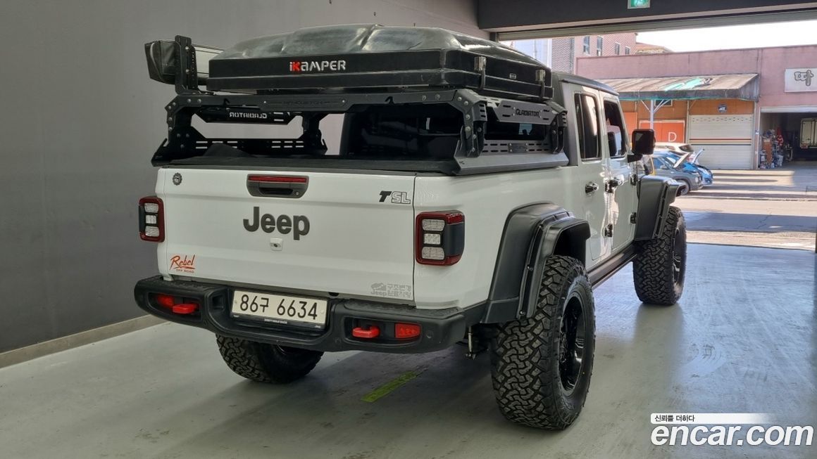 Jeep Gladiator 2021