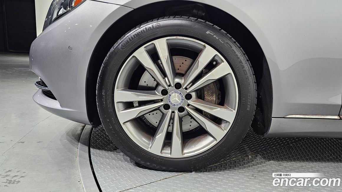 Mercedes-Benz S-Class 2015