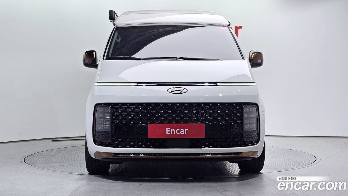 Hyundai Staria 2023