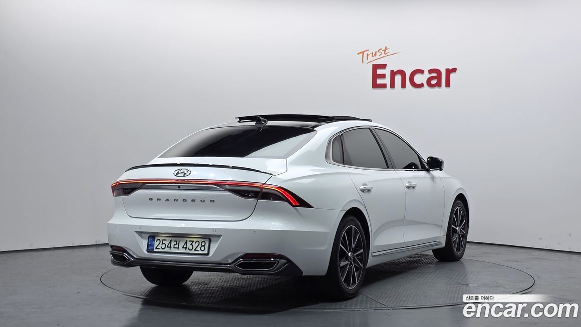 Hyundai Grandeur 2022