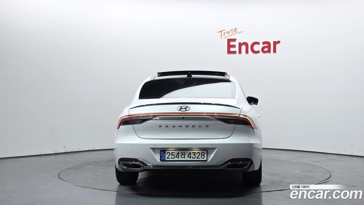 Hyundai Grandeur 2022