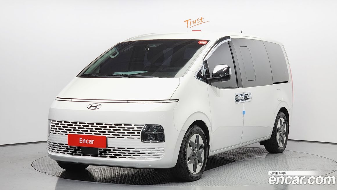 Hyundai Staria 2023