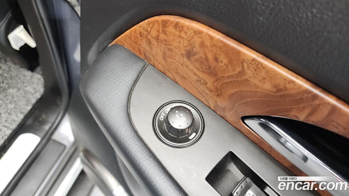 KG_Mobility_Ssangyong Rexton 2017