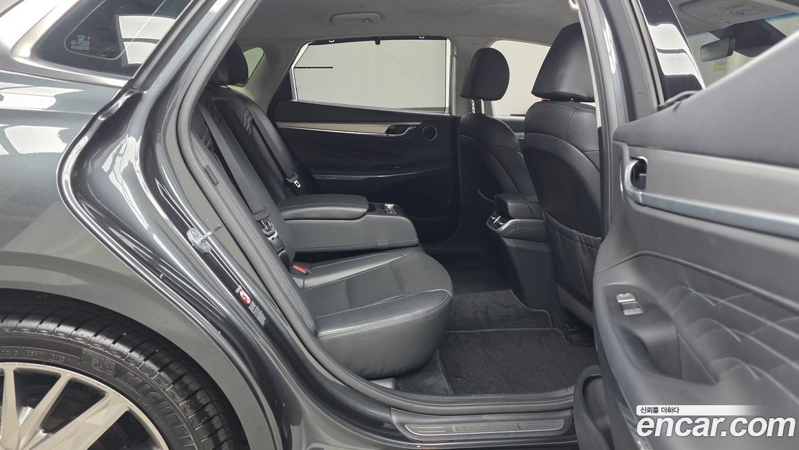 Hyundai Grandeur 2021