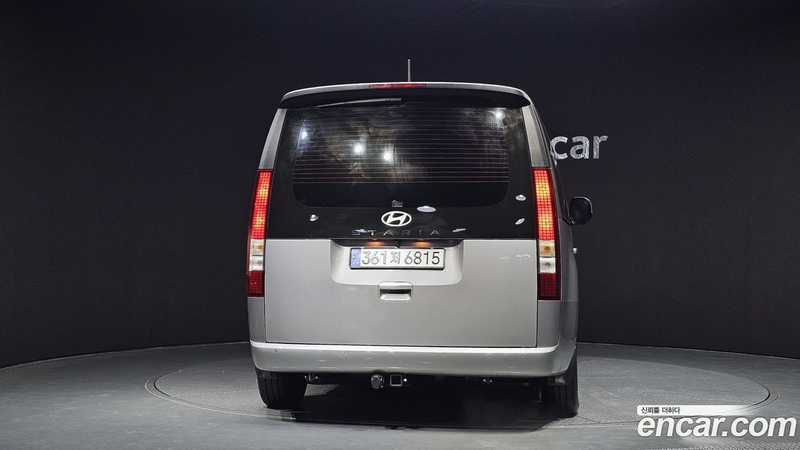 Hyundai Staria 2025