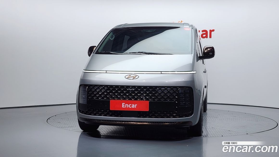 Hyundai Staria 2022