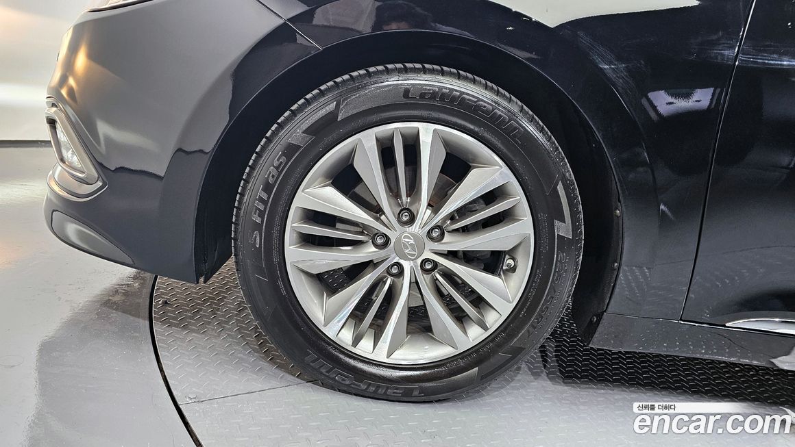 Hyundai Grandeur 2016