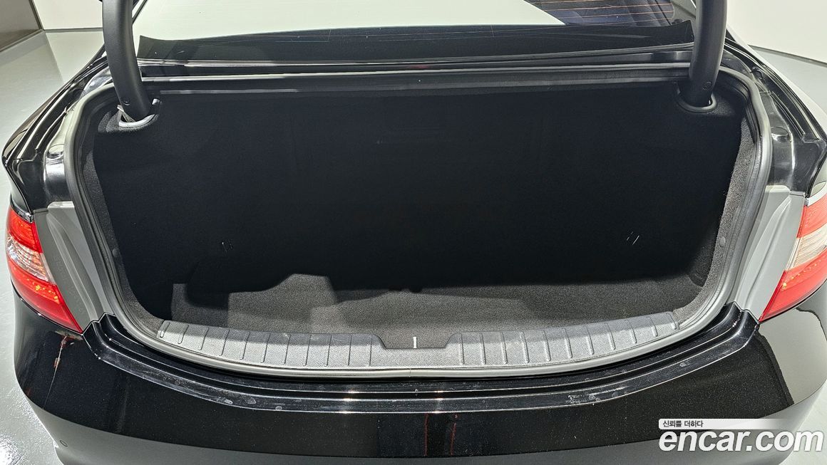 Hyundai Grandeur 2016