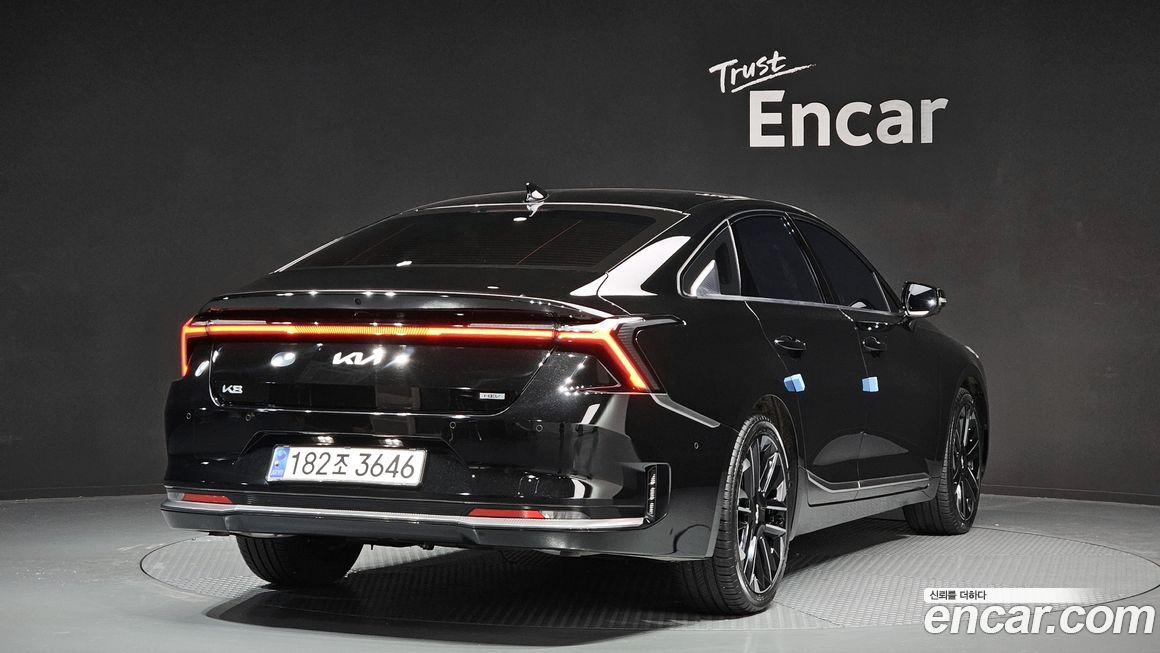 Kia K8 2025