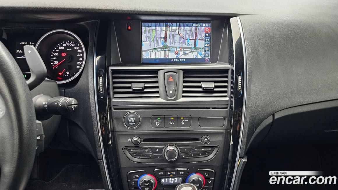 Renault-KoreaSamsung SM7 2012