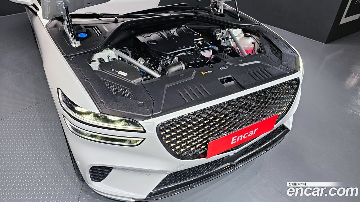 Genesis GV70 2024