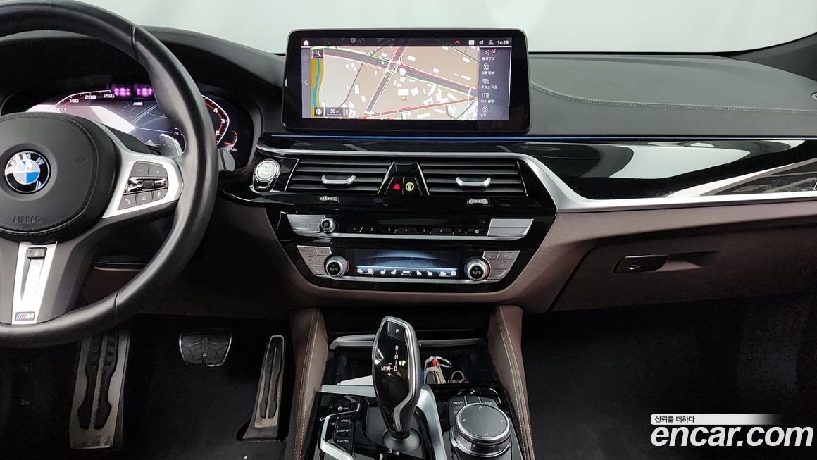 BMW Gran Turismo 2023