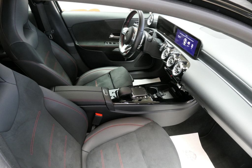 Mercedes-Benz A 250 2022