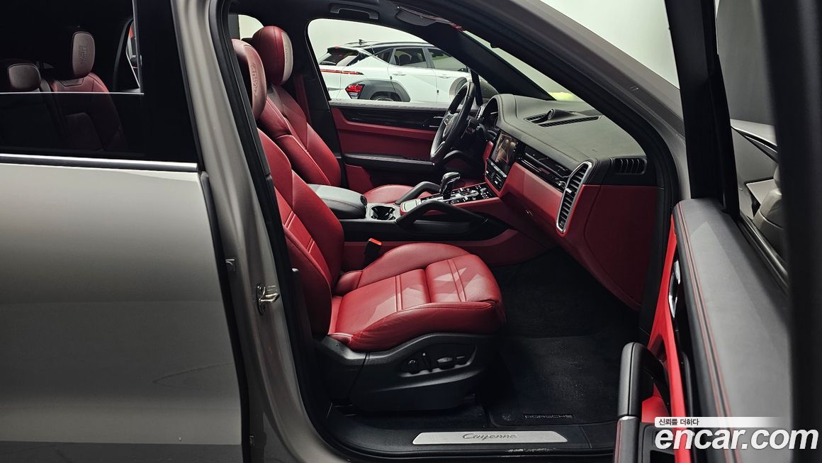 Porsche Cayenne 2023