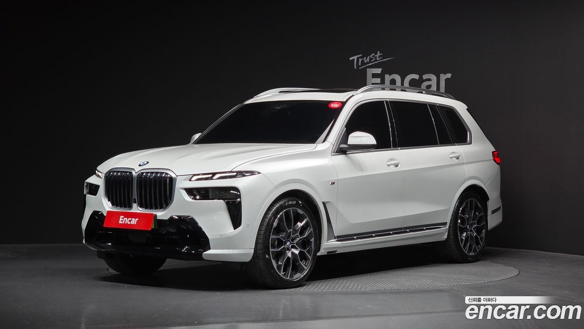BMW X7 2025