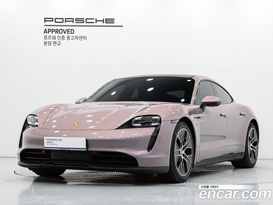 Porsche Taycan 2024
