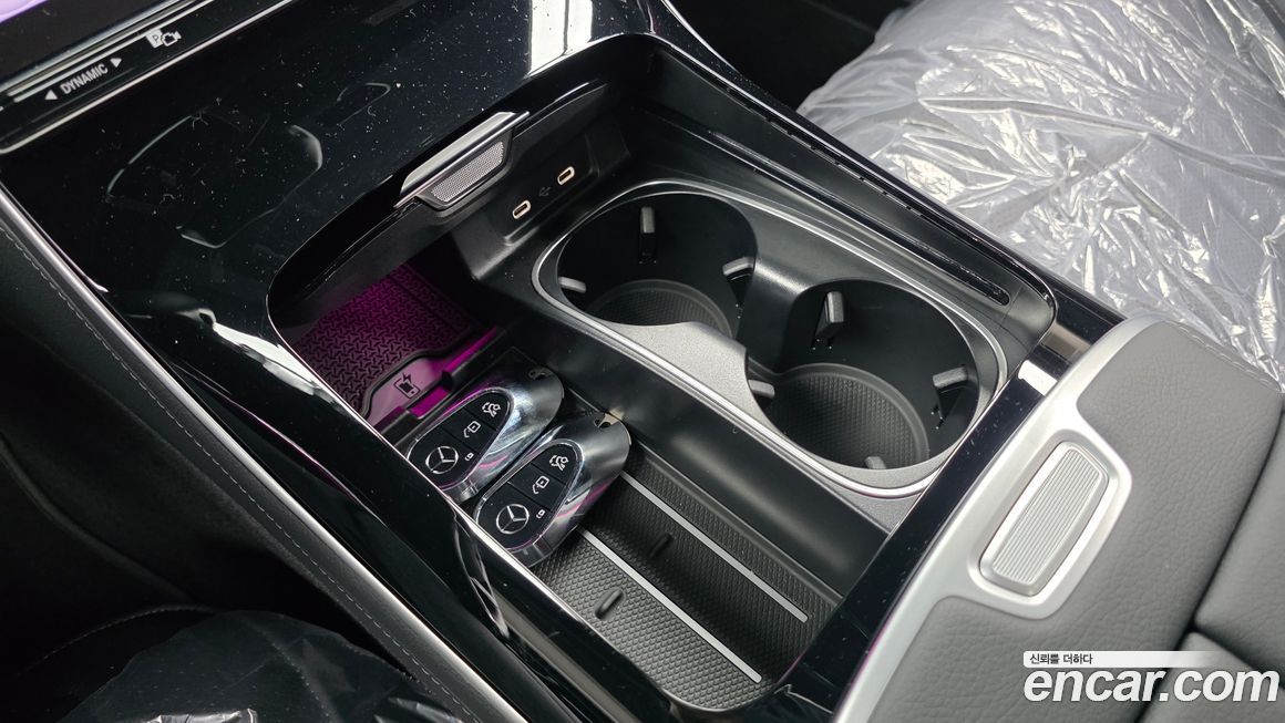 Mercedes-Benz S-Class 2025