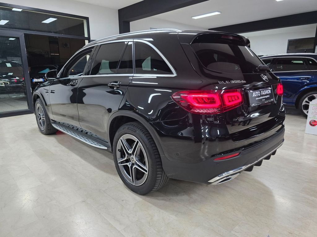 Mercedes-Benz GLC 300 2021