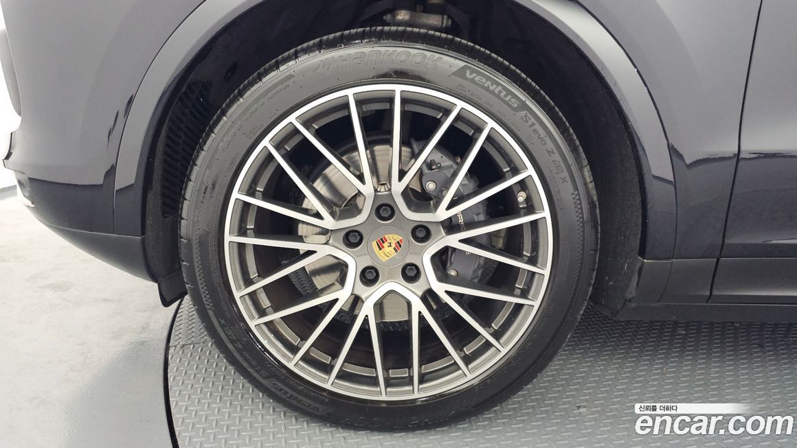 Porsche Cayenne 2022