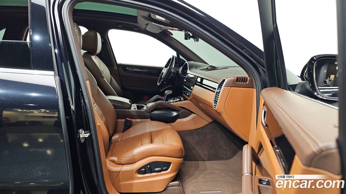 Porsche Cayenne 2022