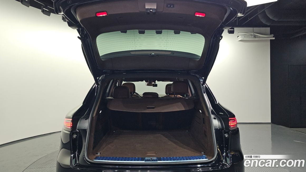 Porsche Cayenne 2022