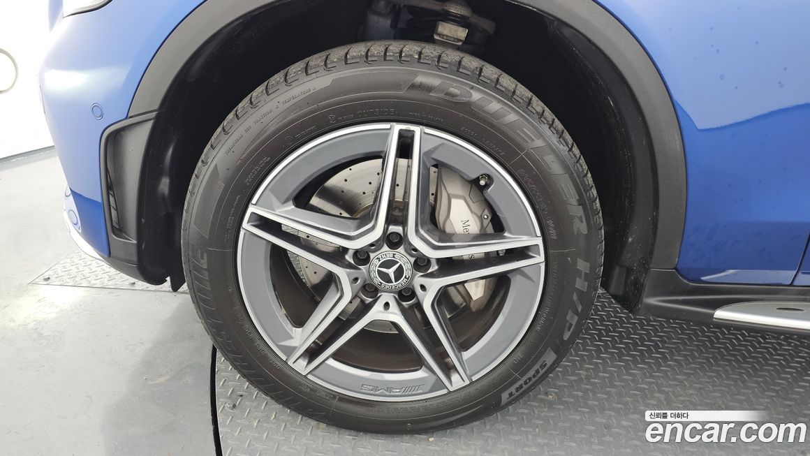 Mercedes-Benz GLC-Class 2022