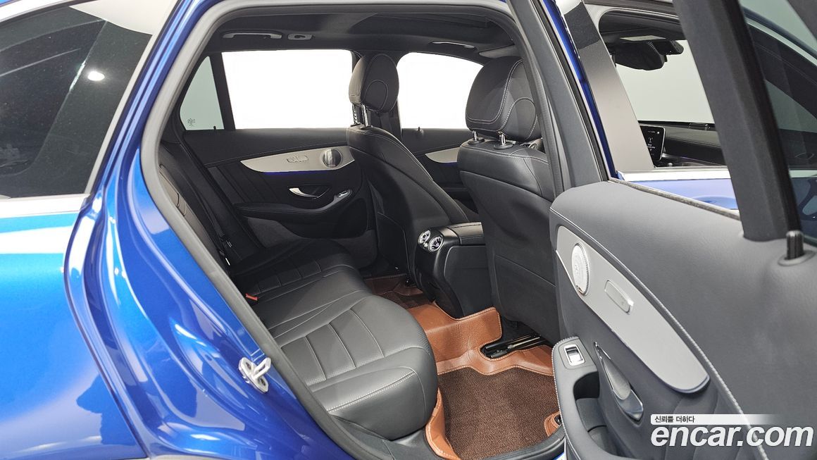 Mercedes-Benz GLC-Class 2022