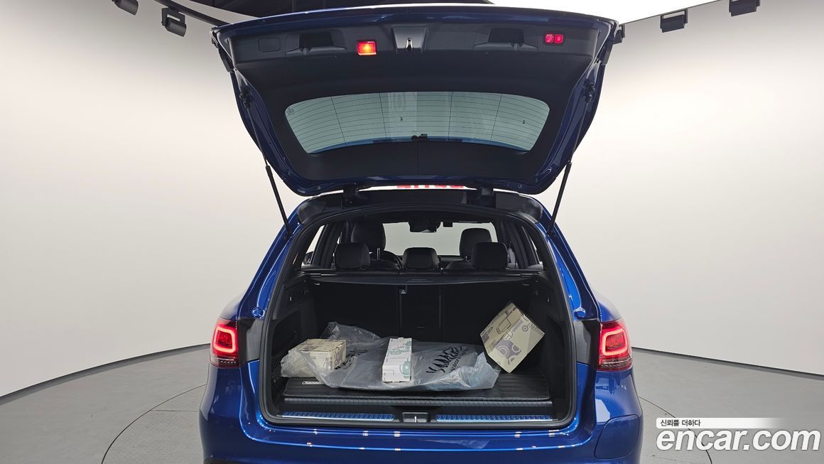 Mercedes-Benz GLC-Class 2022