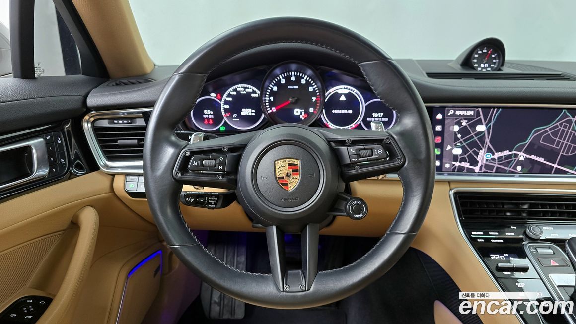 Porsche Panamera 2023