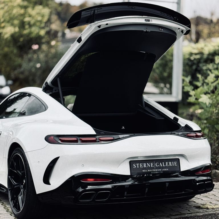 Mercedes-Benz AMG GT 2024