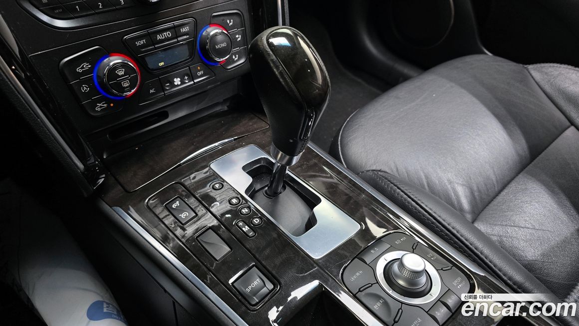 Renault-KoreaSamsung SM7 2012