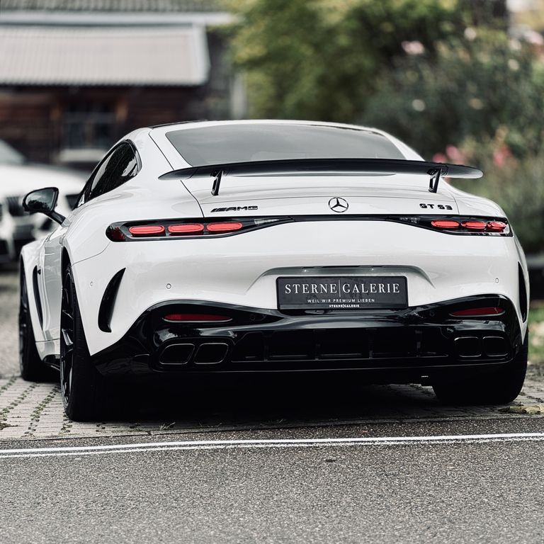 Mercedes-Benz AMG GT 2024