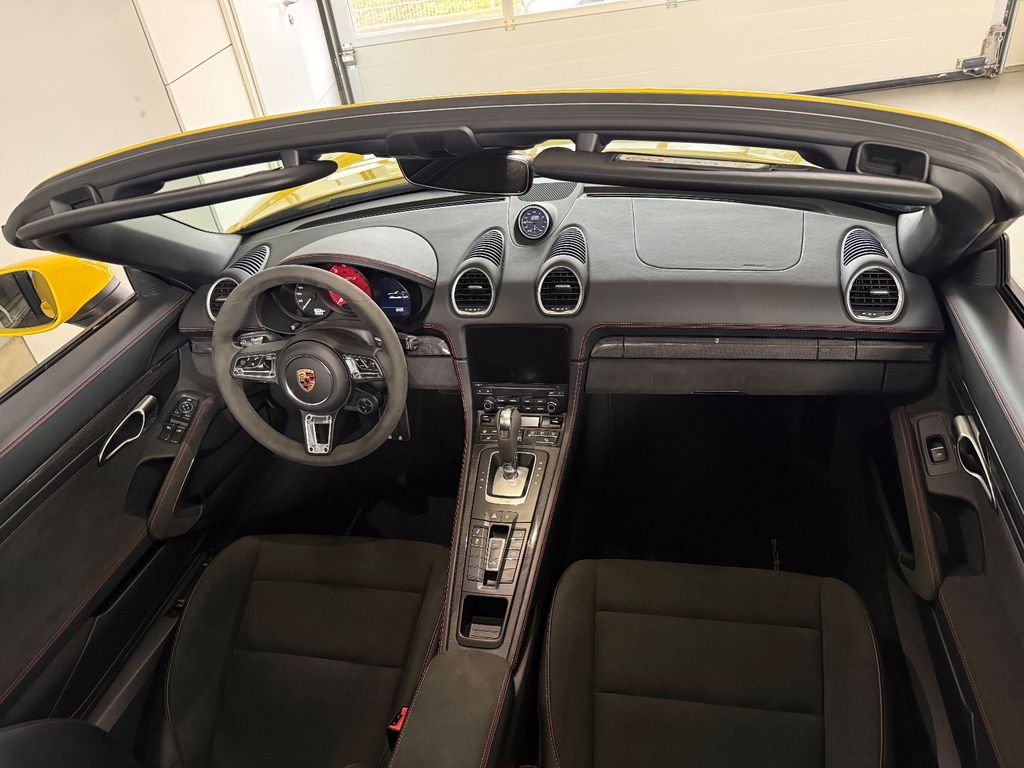 Porsche Boxster 2023