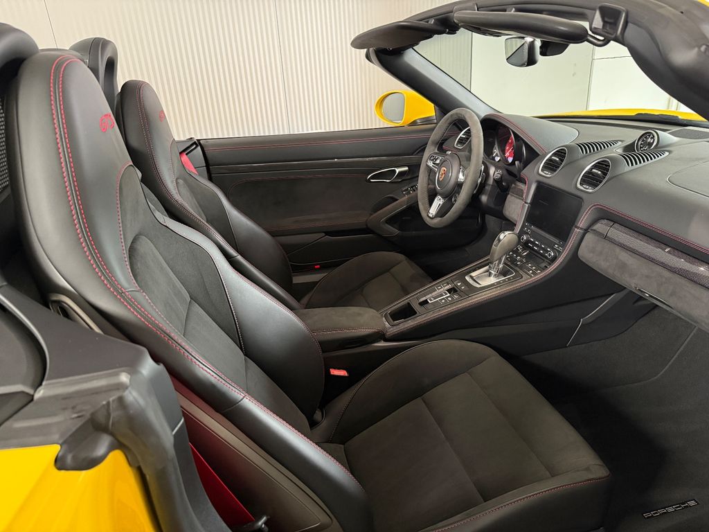 Porsche Boxster 2023