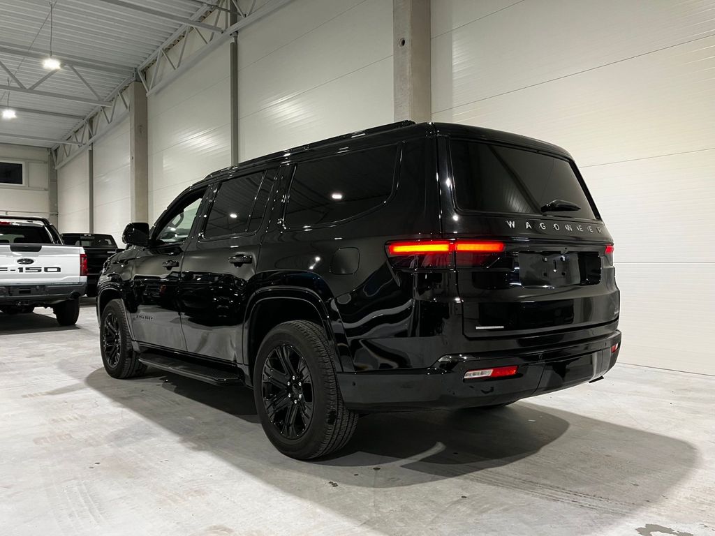 Jeep Wagoneer 2023