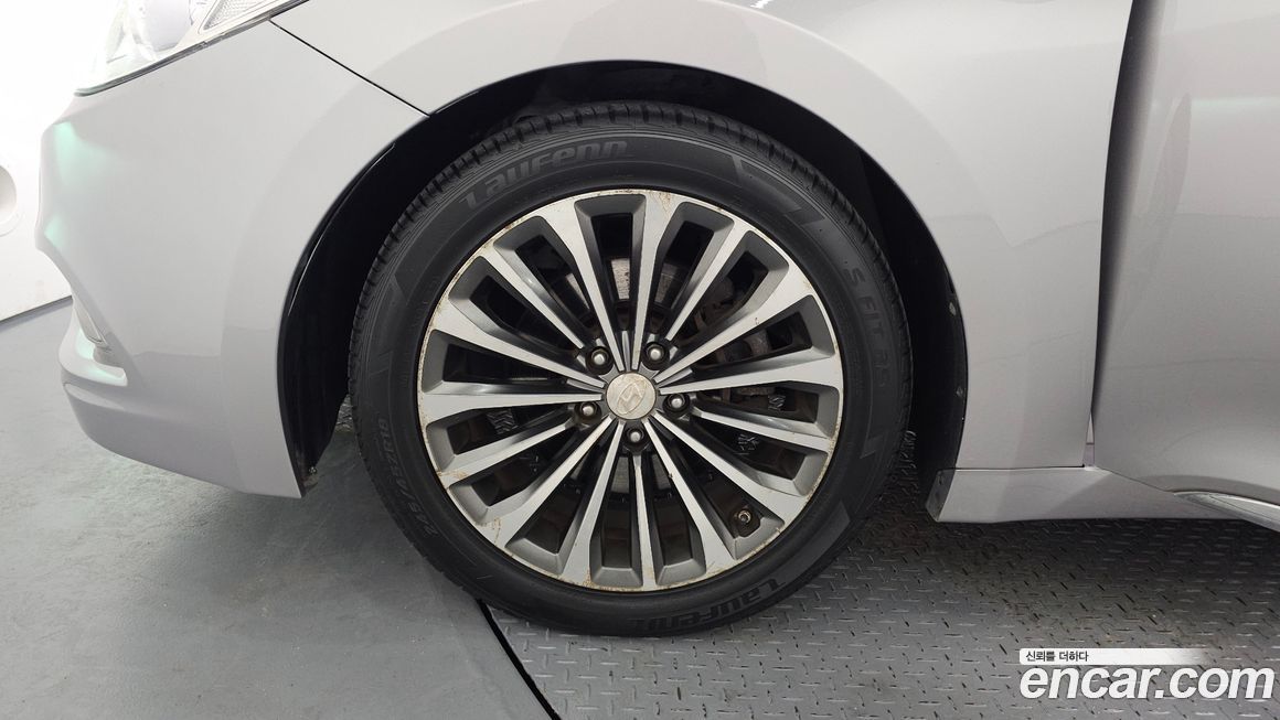 Hyundai Grandeur 2014