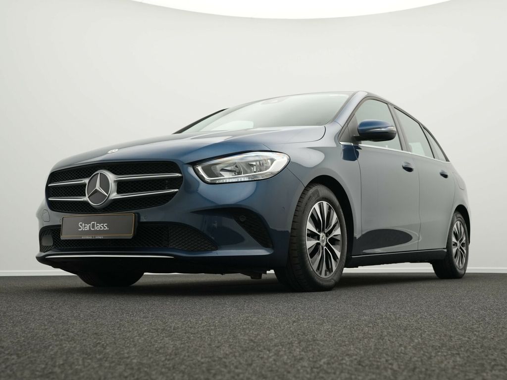 Mercedes-Benz B 180 2022