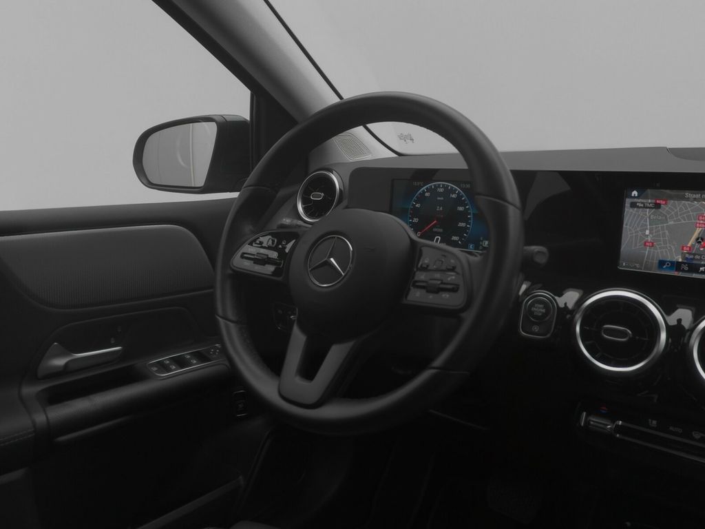 Mercedes-Benz B 180 2022