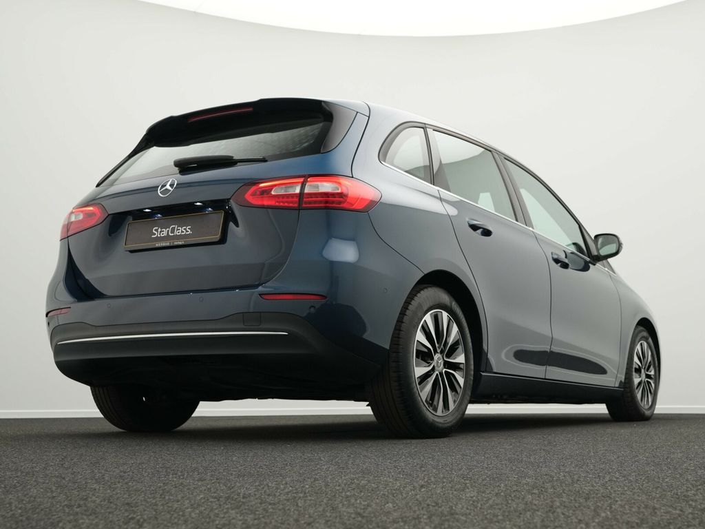 Mercedes-Benz B 180 2022