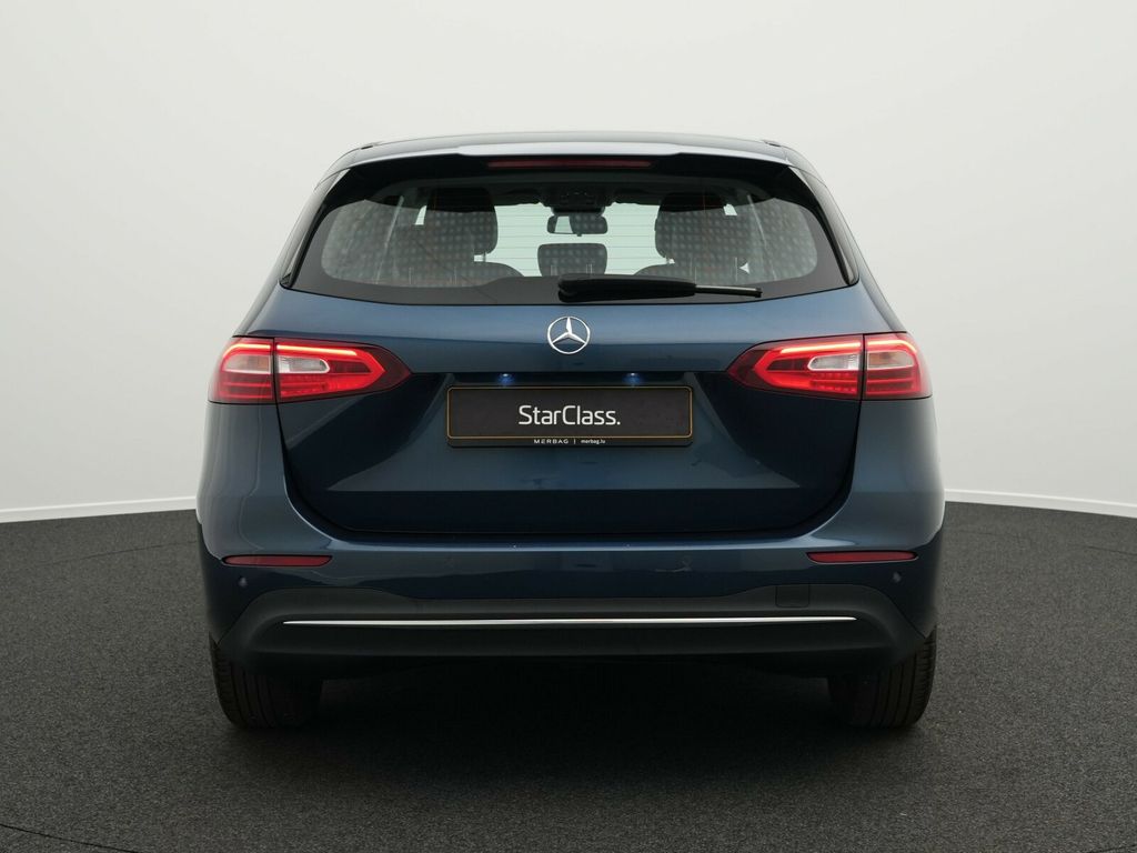 Mercedes-Benz B 180 2022