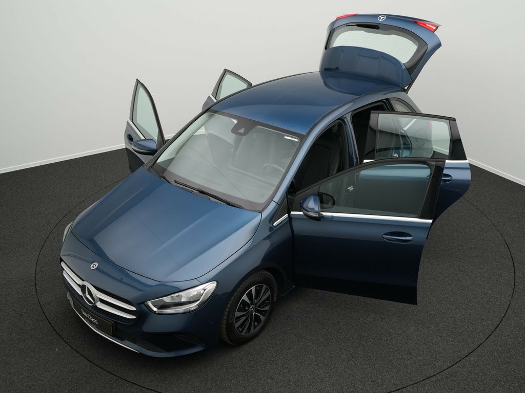 Mercedes-Benz B 180 2022