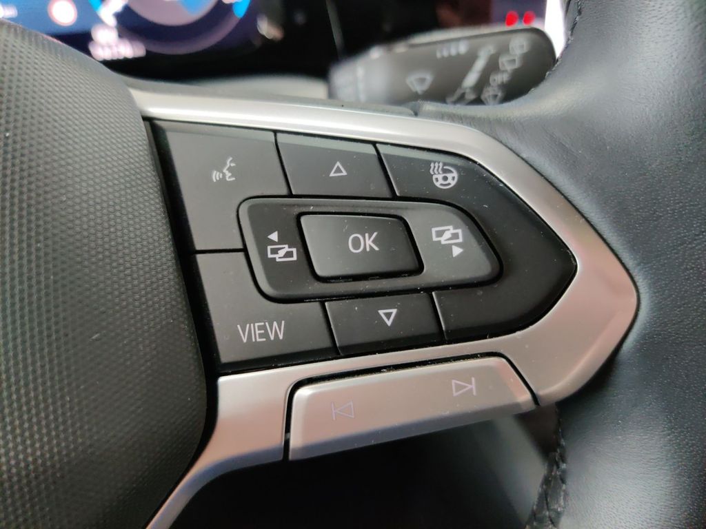 Volkswagen Golf 2024